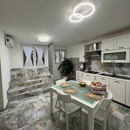 Apartament Che Casa Neapol Zewnętrze zdjęcie